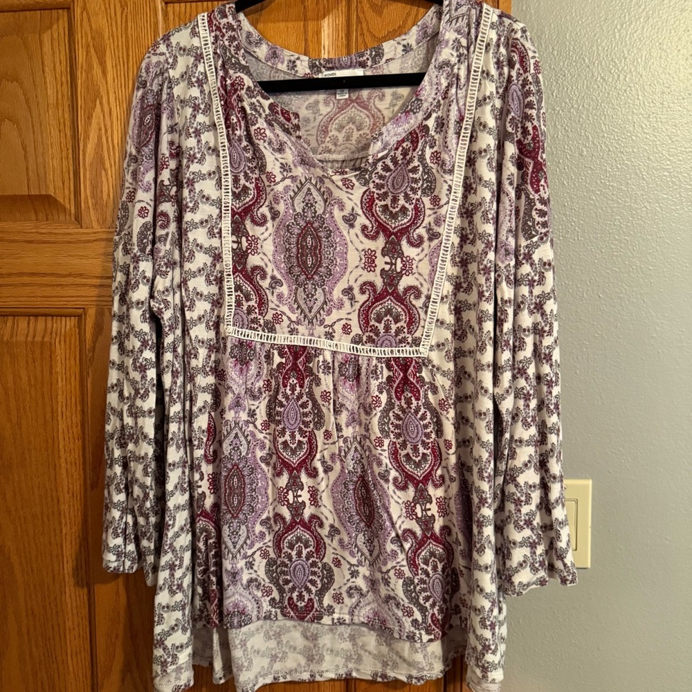 Women's Paisley Print Top - Purple and White Plus 3X